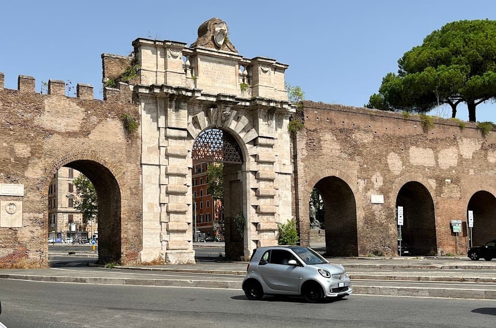 Porta San Giovanni