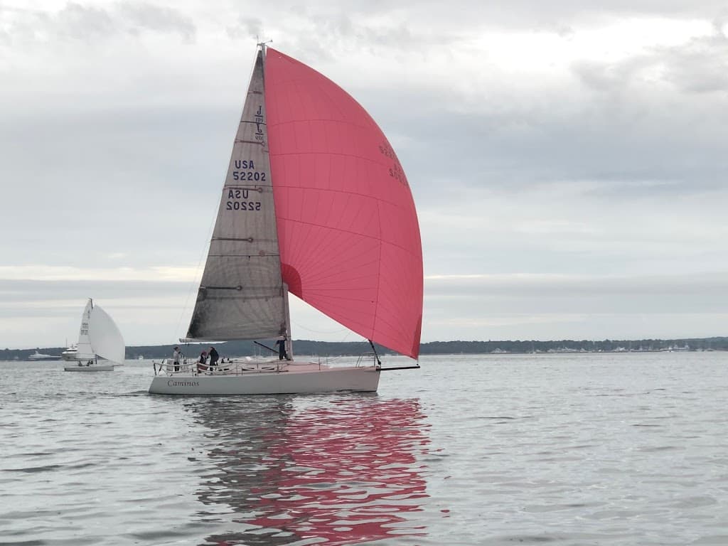 Breakwater Yacht Club & Sailing Center