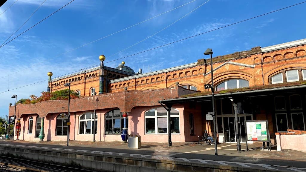 Hundertwasser-Bahnhof
