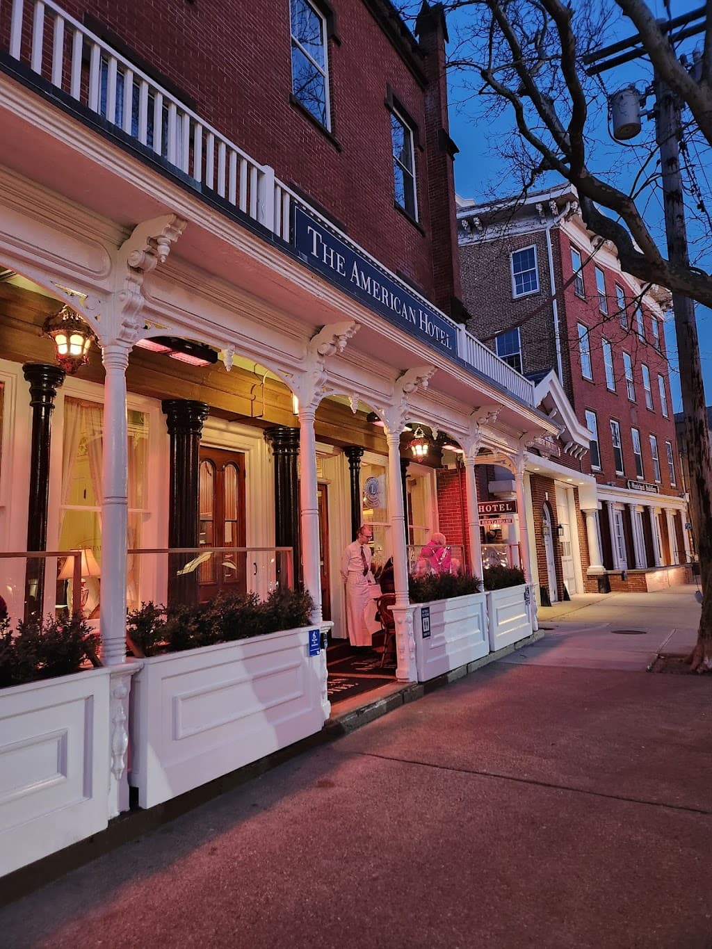 The American Hotel Bar