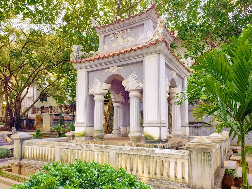 Denkmal für König Lê Thái Tổ