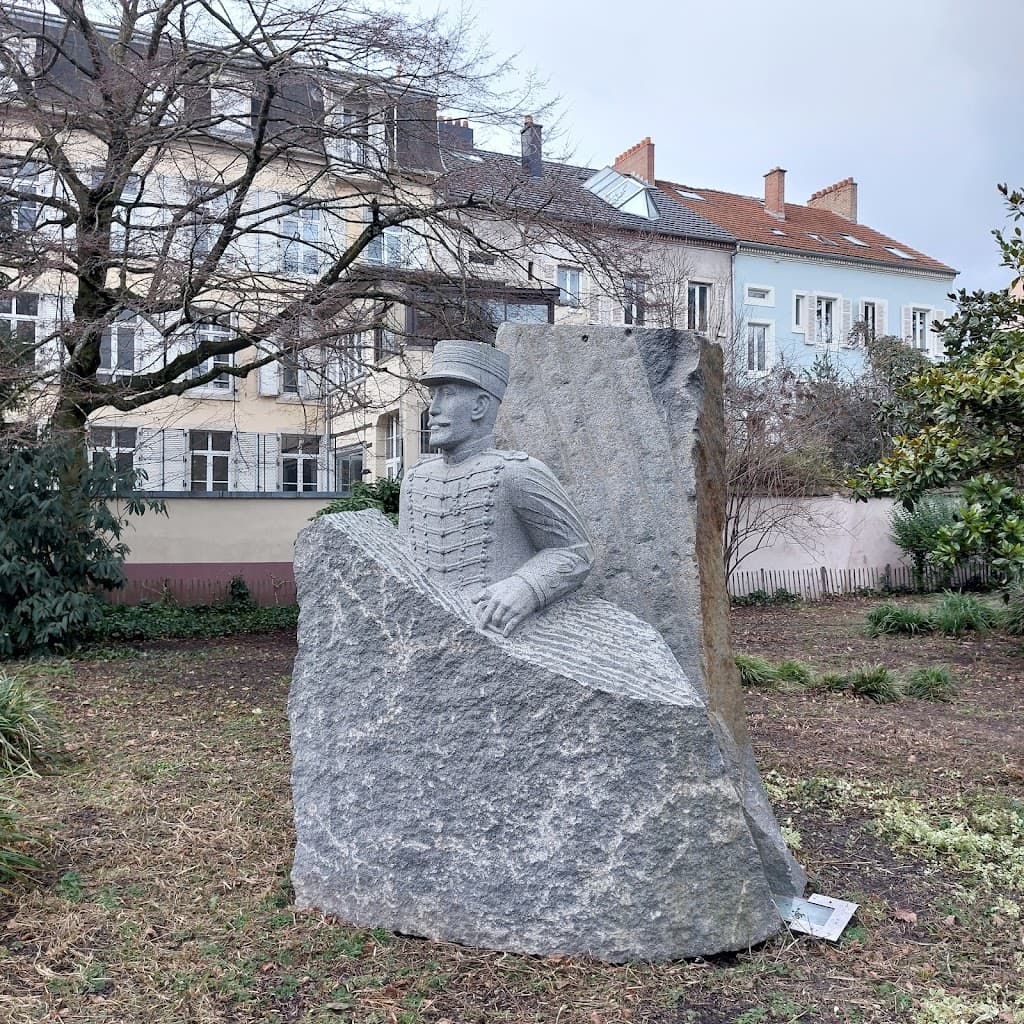 Statue d’Alfred Dreyfus