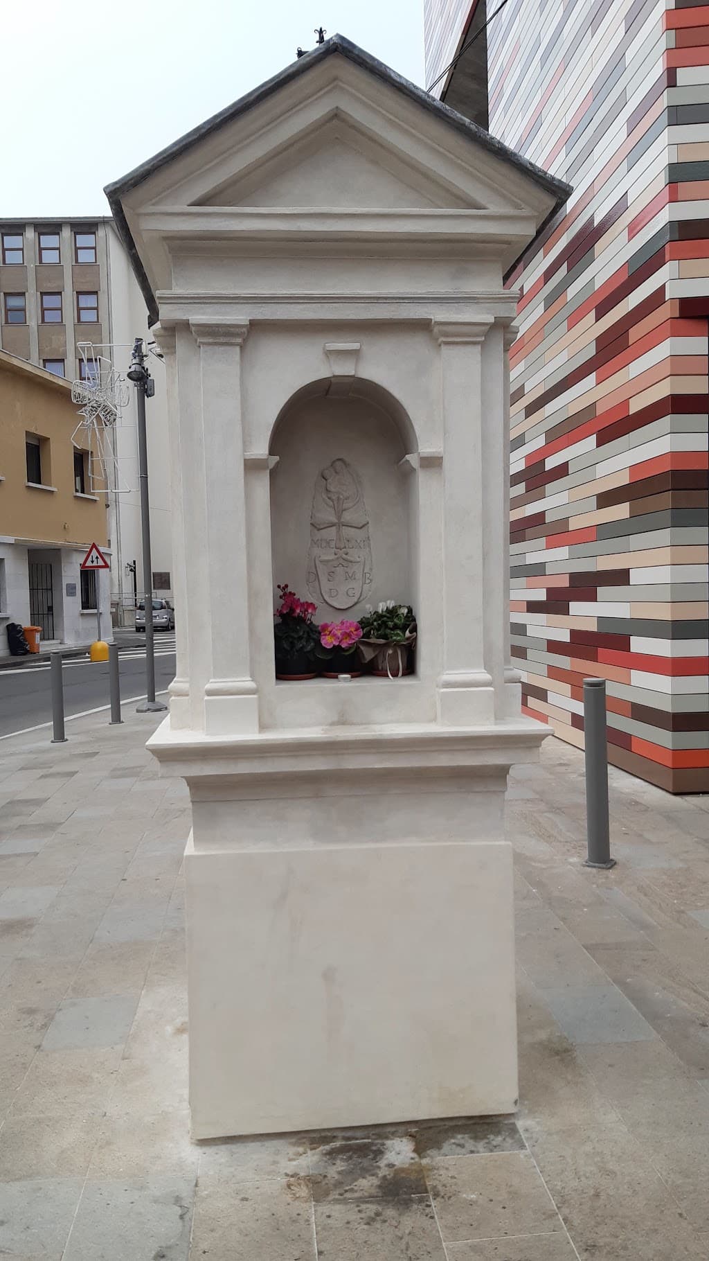 Capitello della Madonna delle Grazie