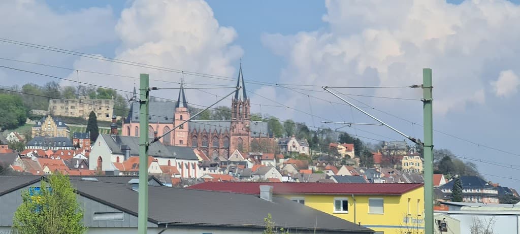 B9, Bacharach