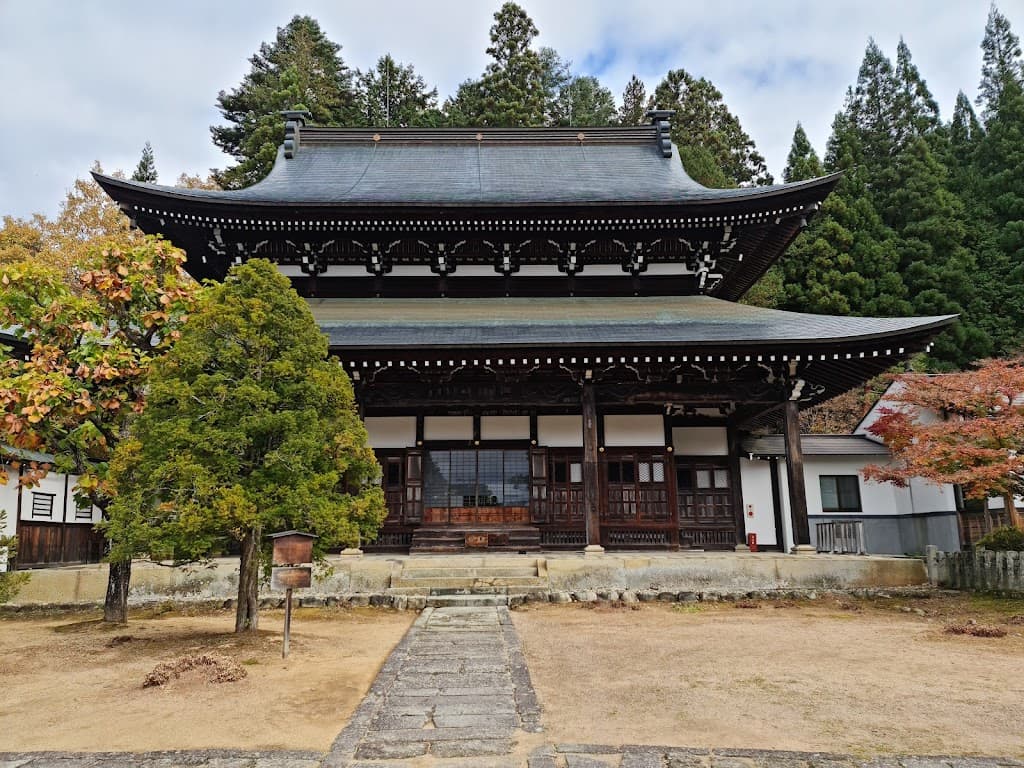Higashiyama Gehweg