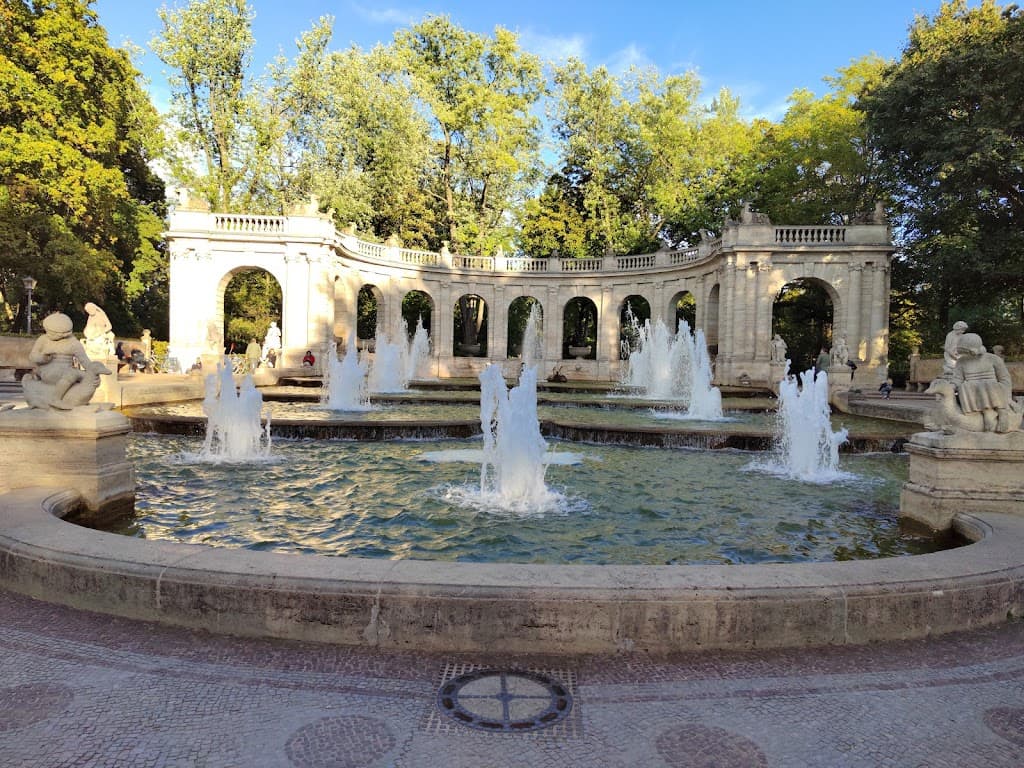 Märchenbrunnen