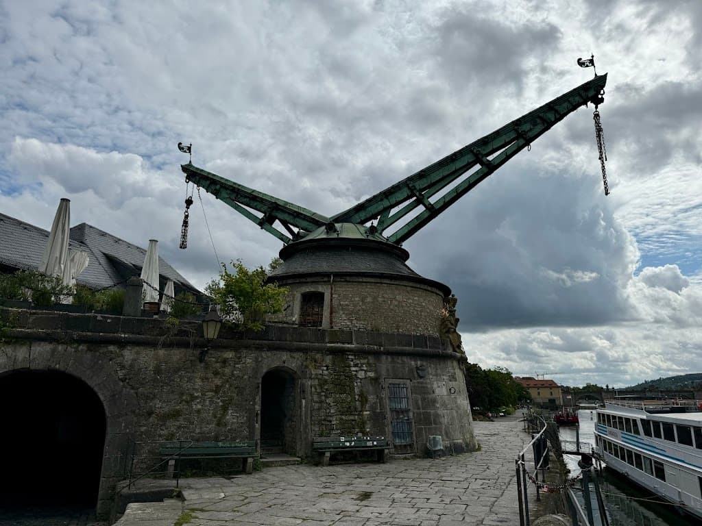 Alter Kranen