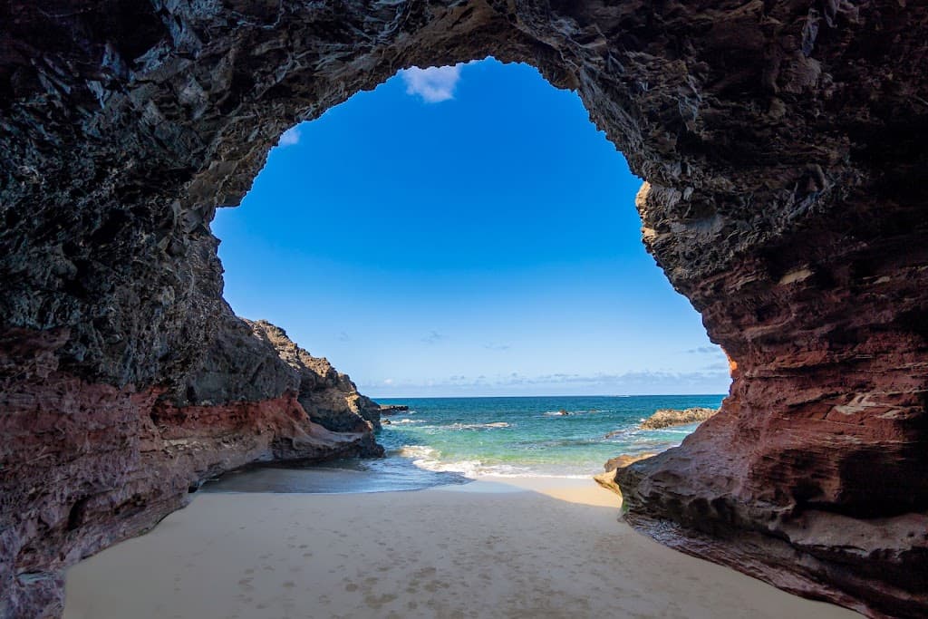 Cueva de Playa de los Ojos