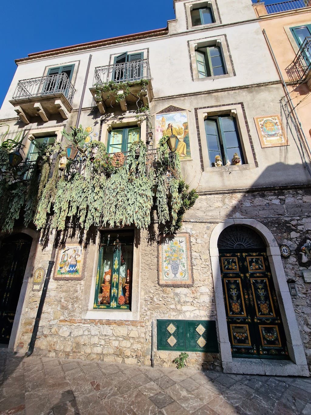 Piazza IX Aprile