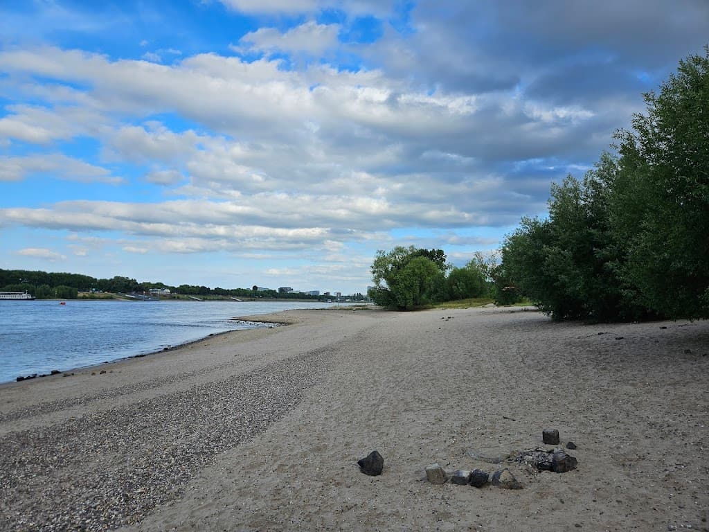 Lö সৌরicker Strand