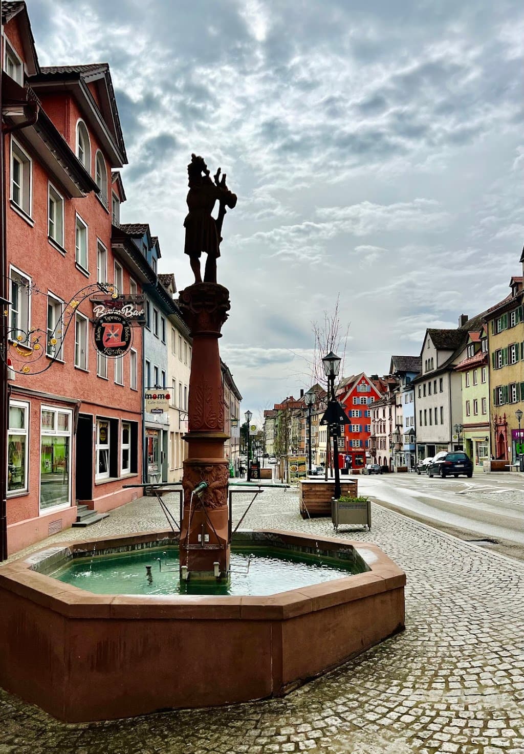 Thyrsusbrunnen