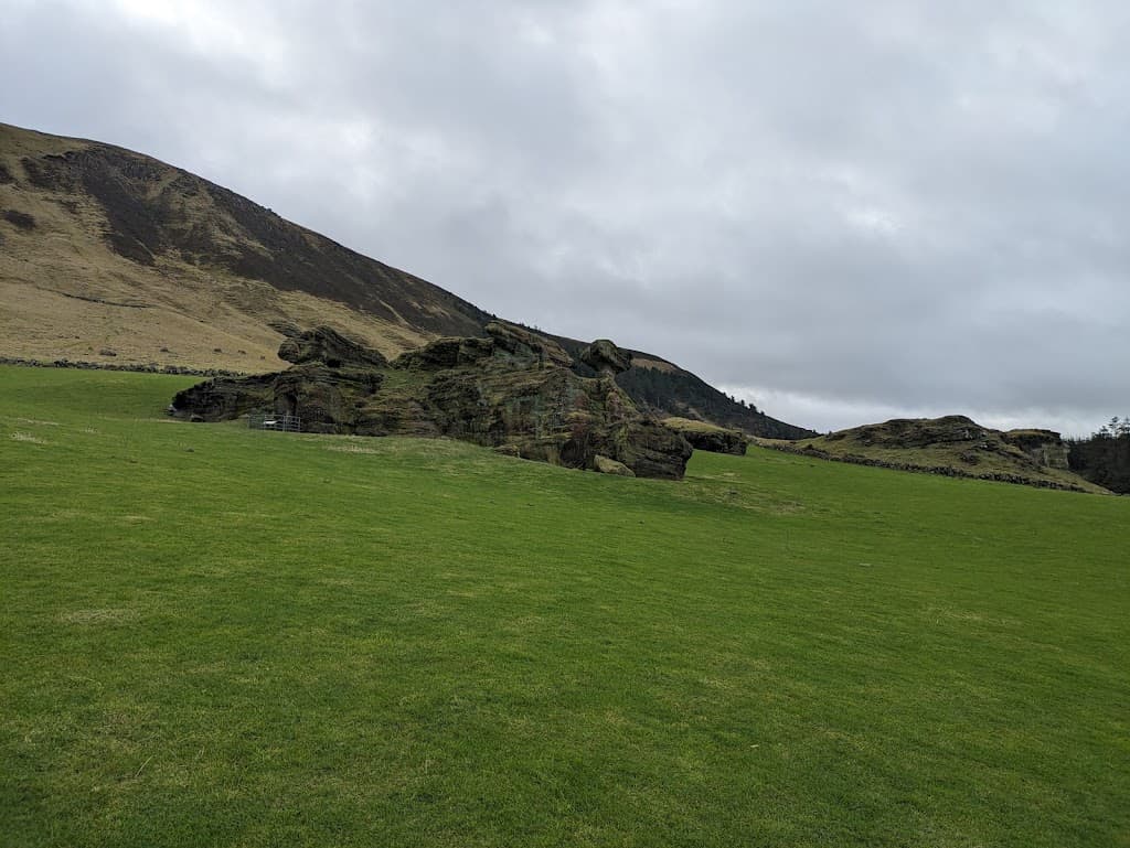 Bunnet Stane