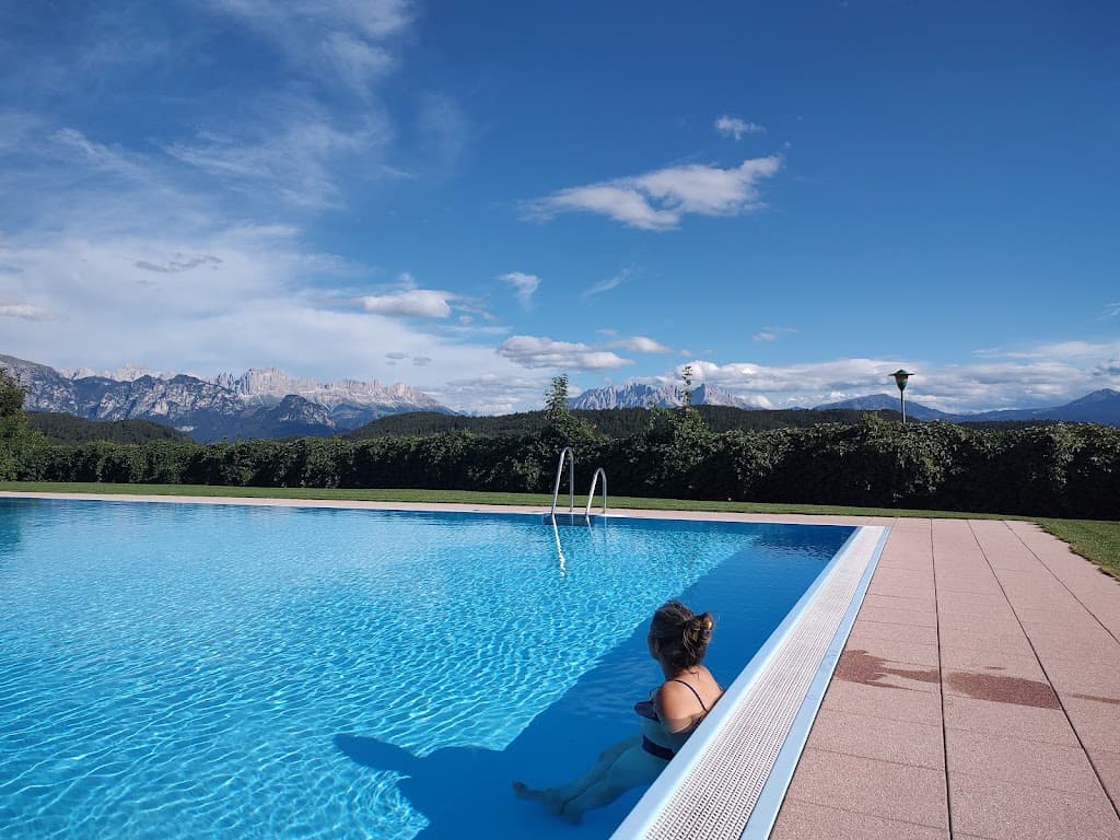 Schwimmbad Oberbozen