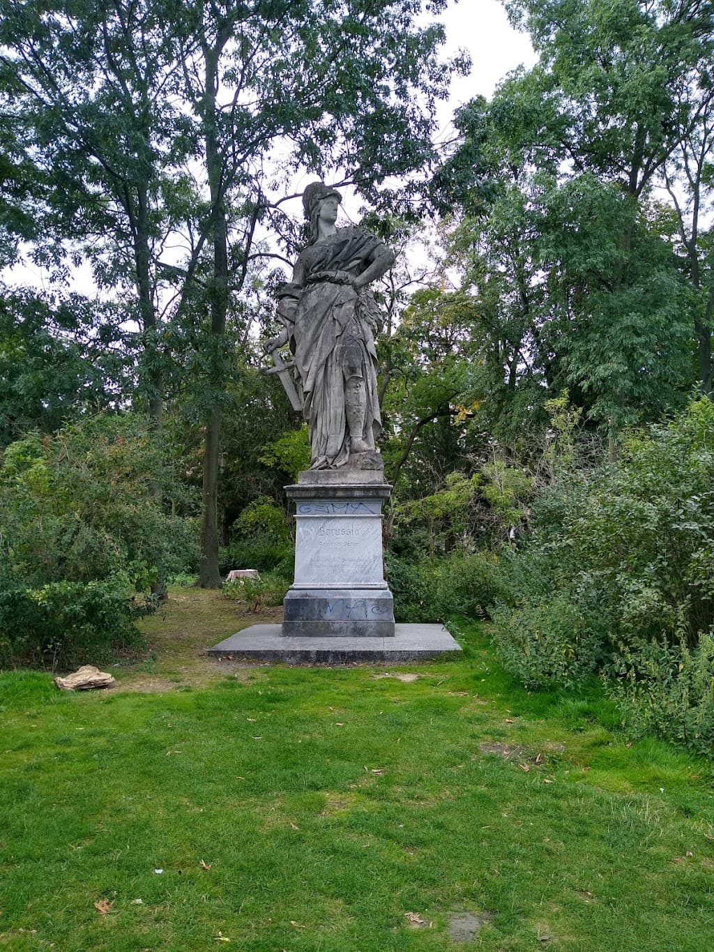 Borussia-Statue