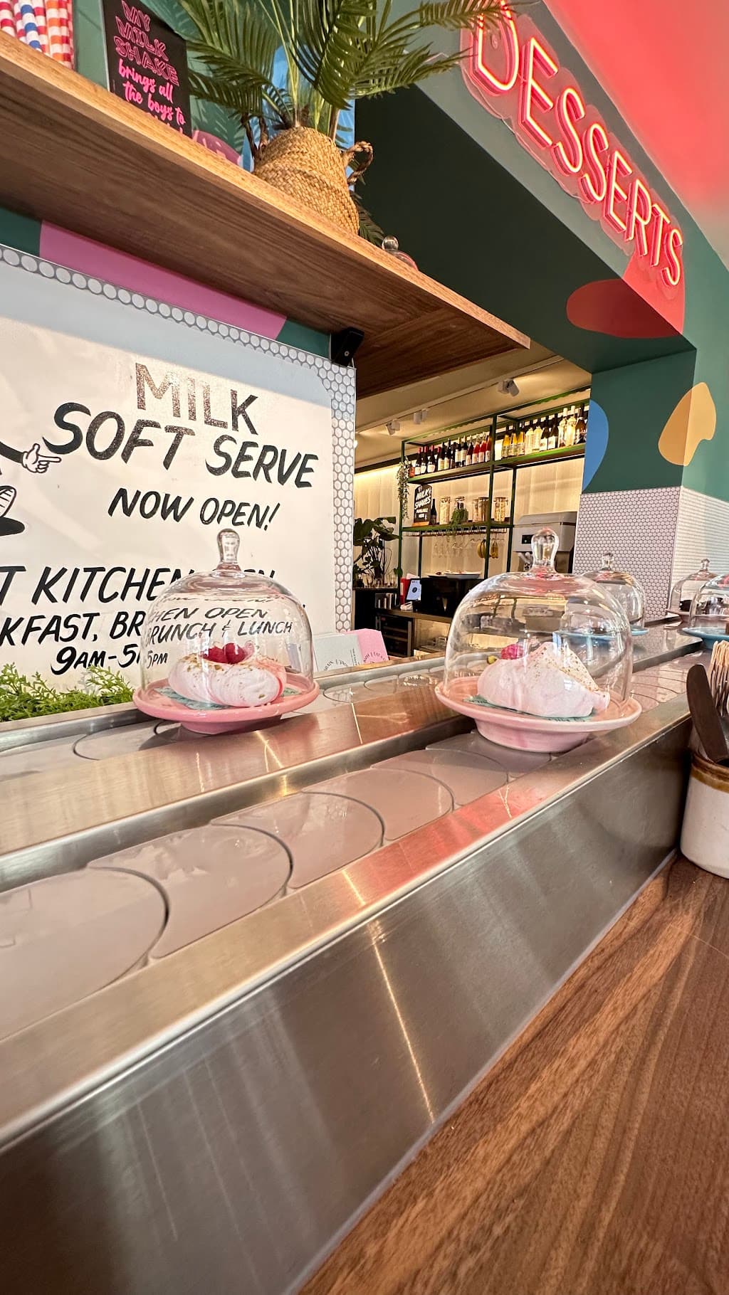 Yalm Food Hall